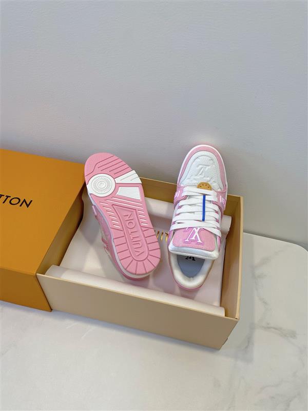 20251128154046789 390